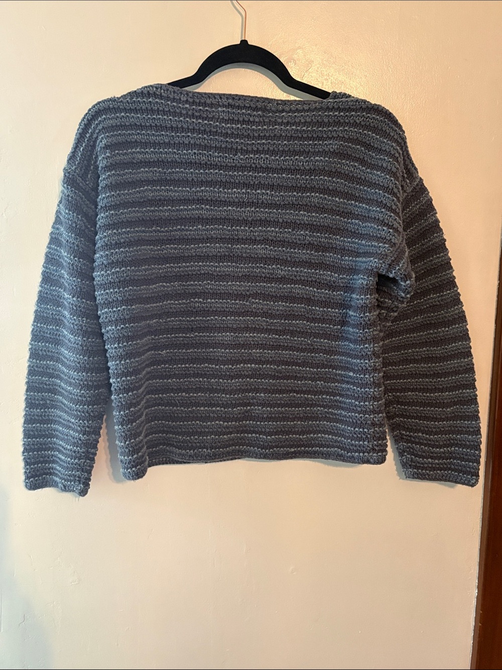 Northern Isles Hand-Knitted Cardigan Sweater with Wooden Buttons - Picture 4 of 6